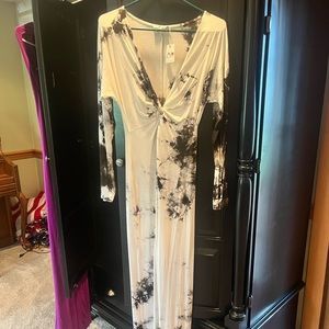 Michelle Jonas black and white hand dyed dress in a large.